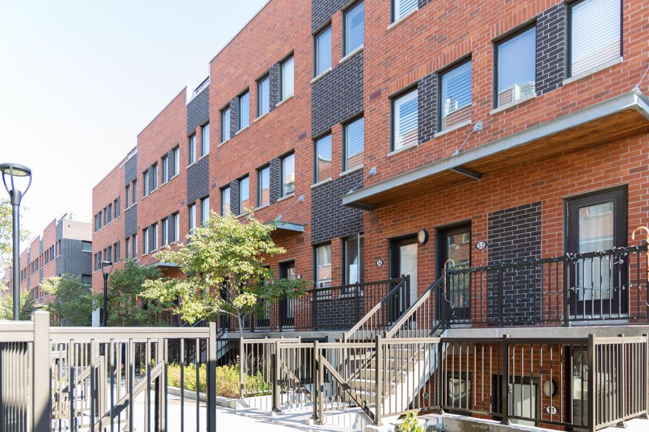 Beautiful Townhouse Near Yorkdale Mall, Wilson Subway Toronto Exterior foto