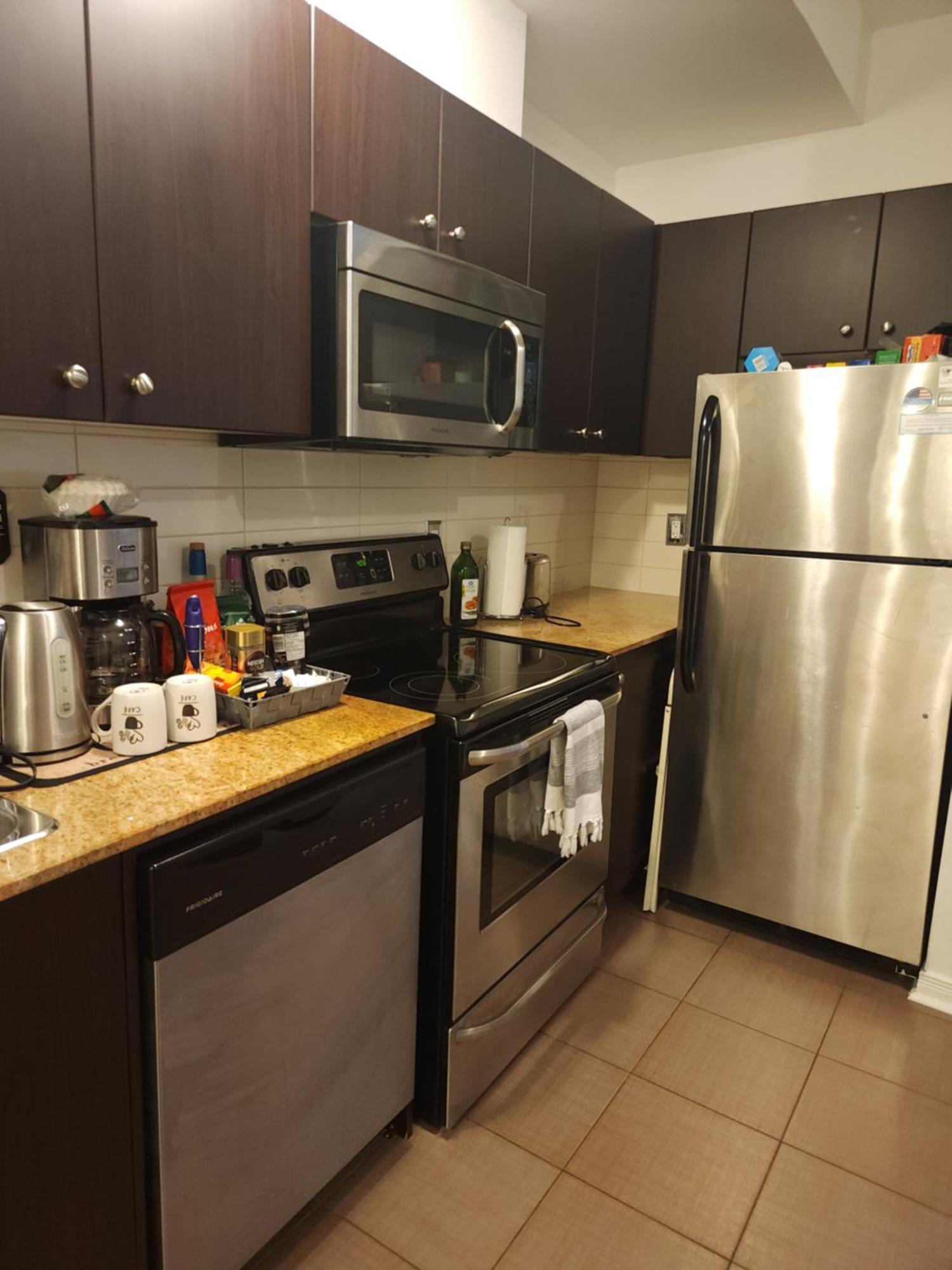 Beautiful Townhouse Near Yorkdale Mall, Wilson Subway Toronto Exterior foto